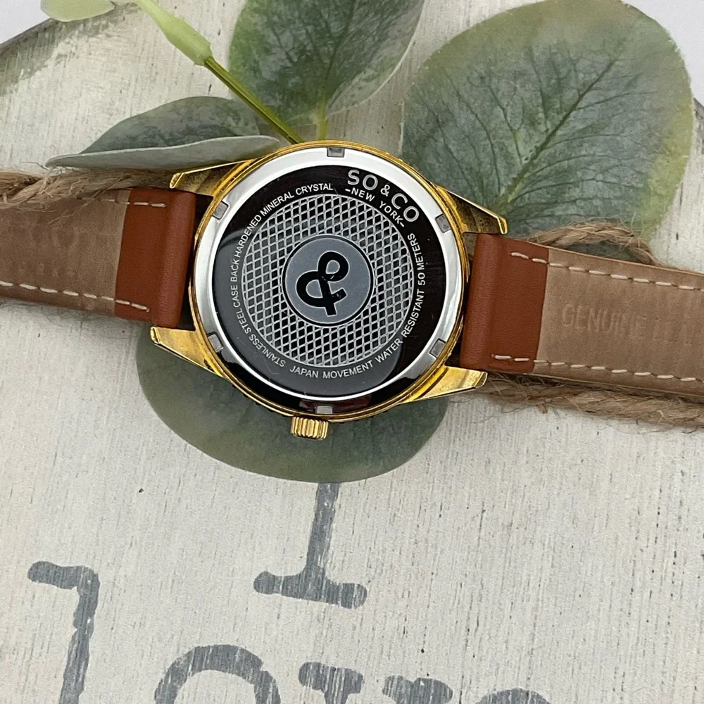 Gold Watch‎ with Brown Leather Strap